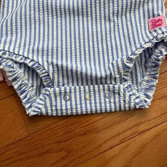 NWT Ruffle Butts Periwinkle Blue Seersucker Long Sleeve Swimsuit - Picture 4 of 4